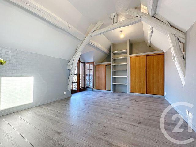 Maison &agrave; vendre - 5 pi&egrave;ces - 196 m2 - Sully Sur Loire - 45 - CENTRE