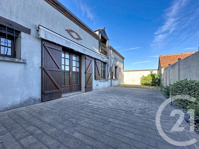 Maison &agrave; vendre - 5 pi&egrave;ces - 196 m2 - Sully Sur Loire - 45 - CENTRE