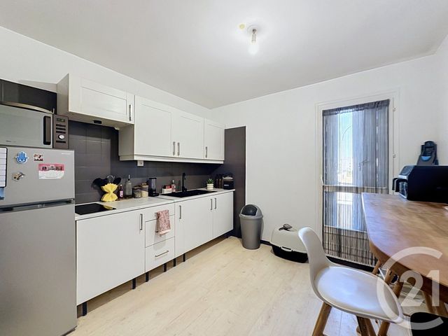 Appartement F3 &agrave; vendre - 3 pi&egrave;ces - 70 m2 - Gien - 45 - CENTRE
