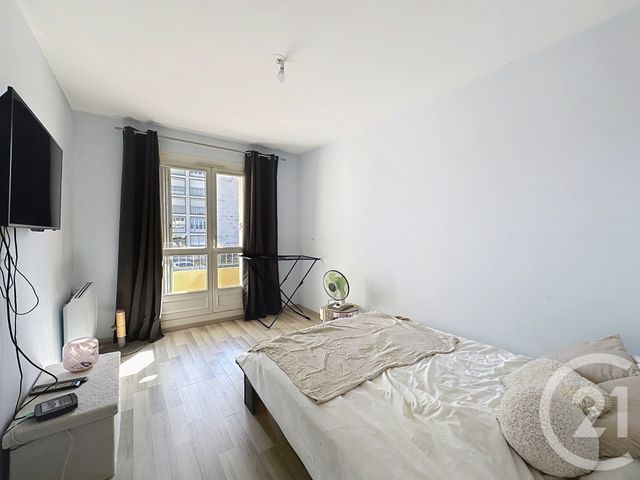 Appartement F3 &agrave; vendre - 3 pi&egrave;ces - 70 m2 - Gien - 45 - CENTRE