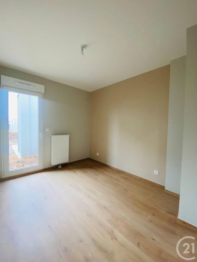 Appartement F3 &agrave; louer - 3 pi&egrave;ces - 65,50 m2 - Saran - 45 - CENTRE