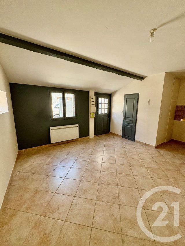 Appartement F1 &agrave; louer - 1 pi&egrave;ce - 24,10 m2 - Chateauneuf Sur Loire - 45 - CENTRE