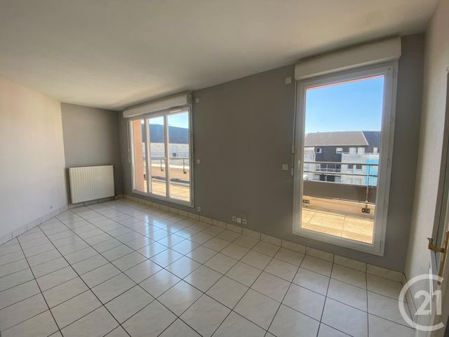Appartement F2 &agrave; louer - 2 pi&egrave;ces - 55,35 m2 - Fleury Les Aubrais - 45 - CENTRE