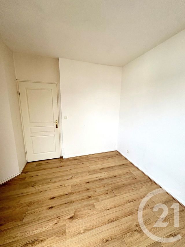 Appartement F2 &agrave; louer - 2 pi&egrave;ces - 55,35 m2 - Fleury Les Aubrais - 45 - CENTRE