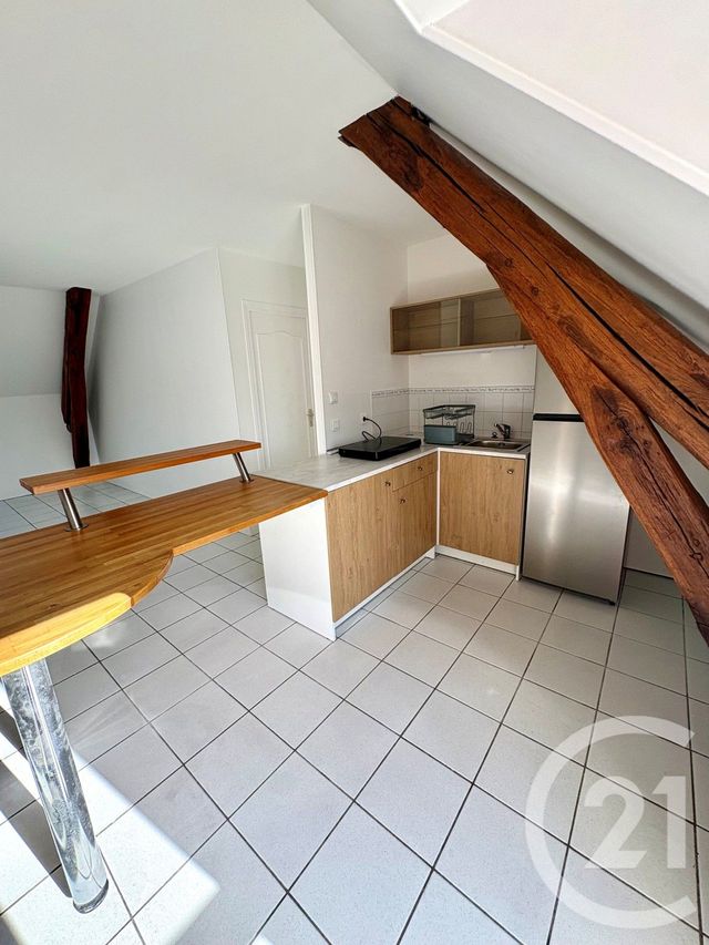 Appartement F2 &agrave; louer - 2 pi&egrave;ces - 49,70 m2 - Rebrechien - 45 - CENTRE