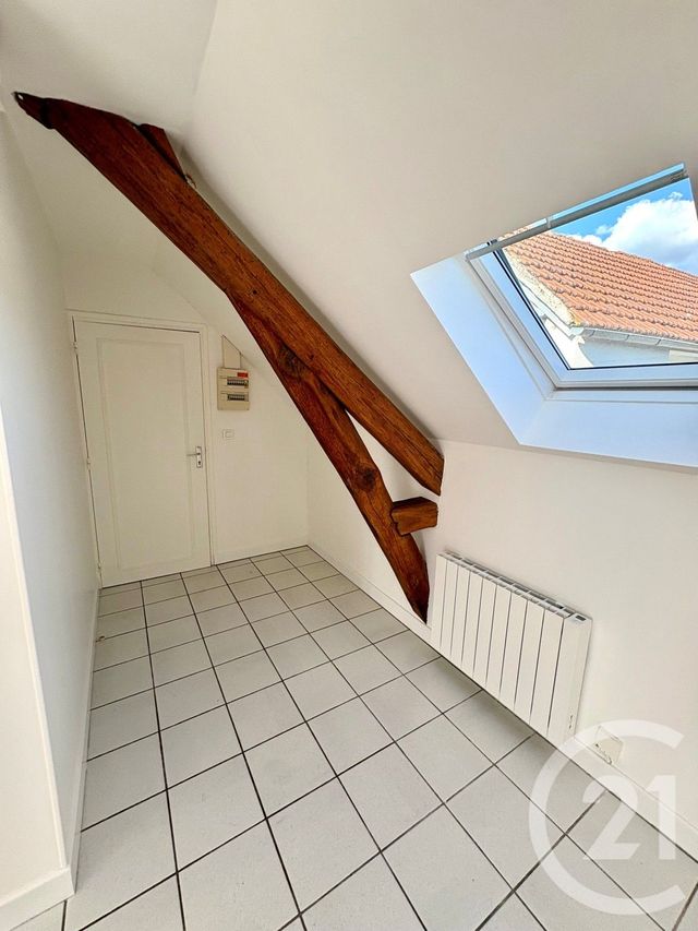 Appartement F2 &agrave; louer - 2 pi&egrave;ces - 49,70 m2 - Rebrechien - 45 - CENTRE
