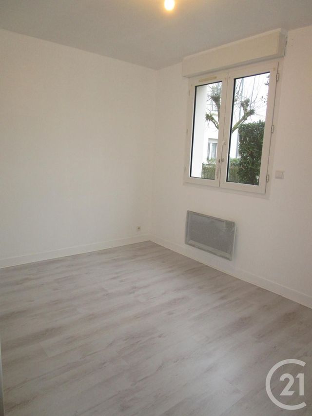 Appartement F3 &agrave; louer - 3 pi&egrave;ces - 60 m2 - Chateauneuf Sur Loire - 45 - CENTRE