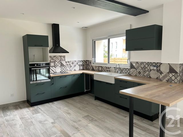 Maison &agrave; louer - 4 pi&egrave;ces - 82 m2 - Checy - 45 - CENTRE