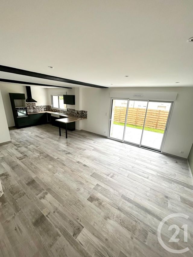 Maison &agrave; louer - 4 pi&egrave;ces - 82 m2 - Checy - 45 - CENTRE