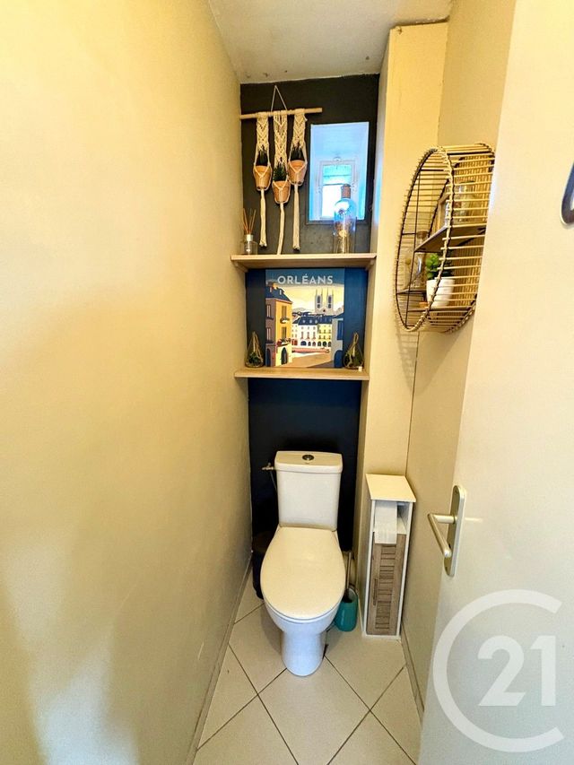Appartement F3 &agrave; louer - 3 pi&egrave;ces - 71 m2 - St Jean De La Ruelle - 45 - CENTRE