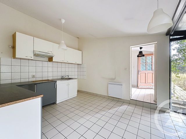 Maison &agrave; vendre - 2 pi&egrave;ces - 64 m2 - St Denis De L Hotel - 45 - CENTRE