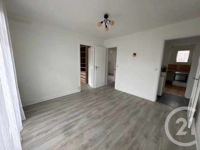 Appartement F3 &agrave; louer - 3 pi&egrave;ces - 46,88 m2 - Viry Chatillon - 91 - ILE-DE-FRANCE