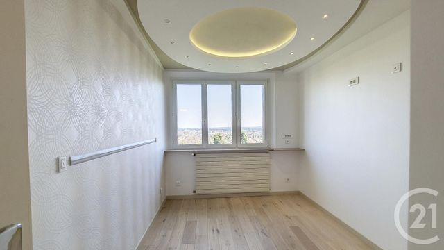 Appartement F4 &agrave; louer - 4 pi&egrave;ces - 66,76 m2 - Viry Chatillon - 91 - ILE-DE-FRANCE