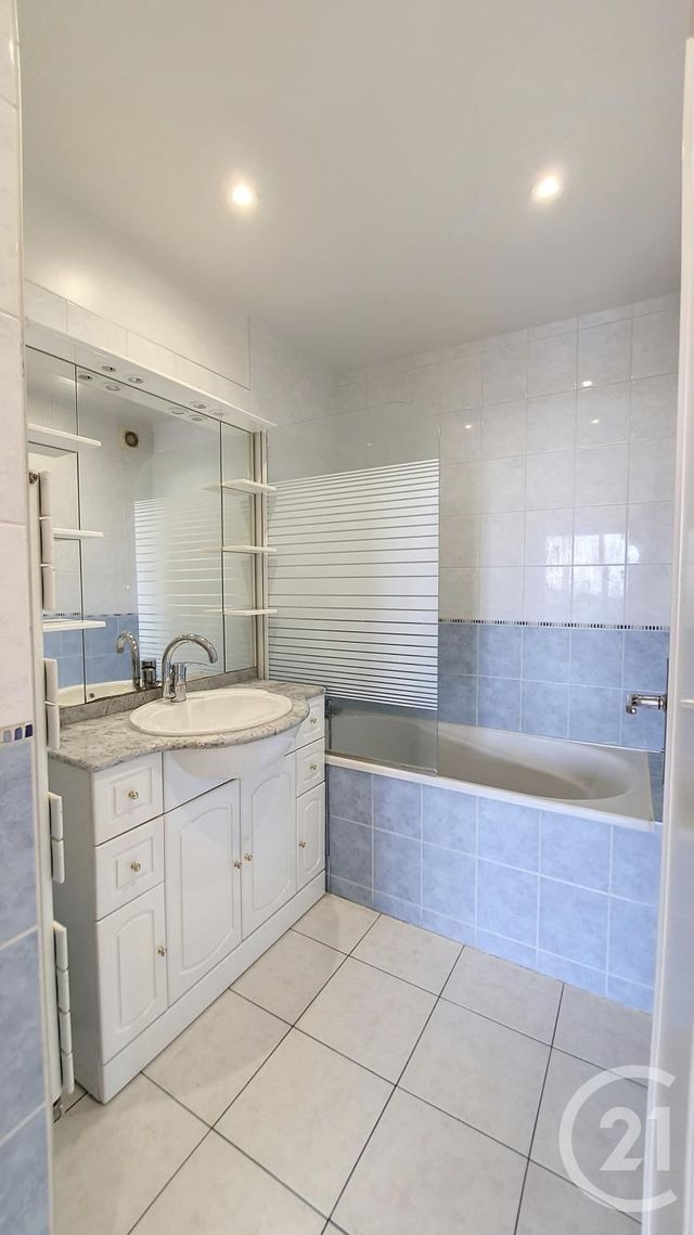 Appartement F4 &agrave; louer - 4 pi&egrave;ces - 66,76 m2 - Viry Chatillon - 91 - ILE-DE-FRANCE