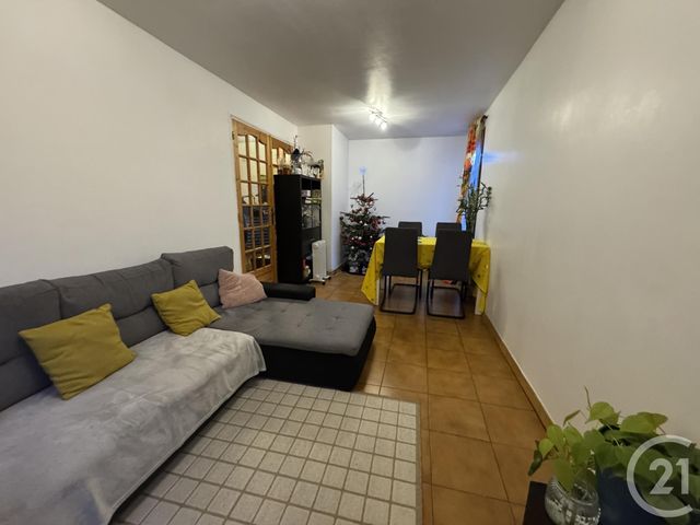 Appartement F3 &agrave; vendre - 3 pi&egrave;ces - 57,21 m2 - Viry Chatillon - 91 - ILE-DE-FRANCE