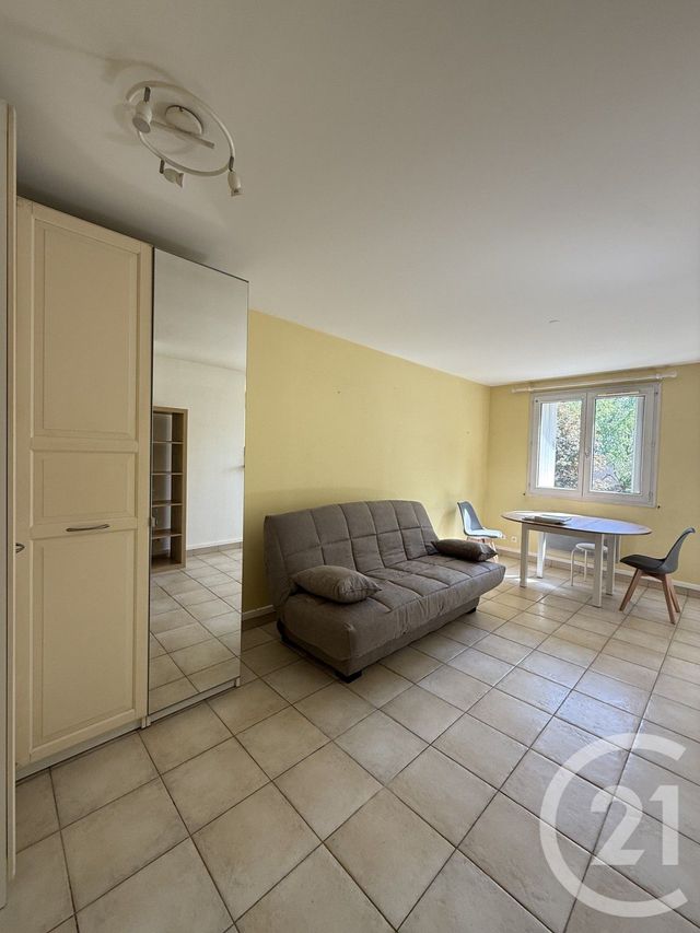 Appartement Studio &agrave; louer - 1 pi&egrave;ce - 30,49 m2 - St Michel Sur Orge - 91 - ILE-DE-FRANCE