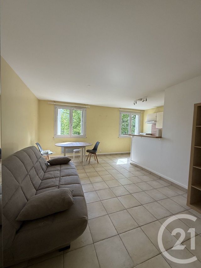 Appartement Studio &agrave; louer - 1 pi&egrave;ce - 30,49 m2 - St Michel Sur Orge - 91 - ILE-DE-FRANCE