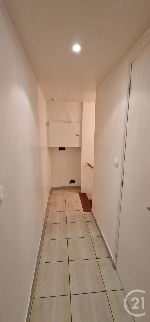 Appartement F1 &agrave; louer - 1 pi&egrave;ce - 23,70 m2 - Viry Chatillon - 91 - ILE-DE-FRANCE