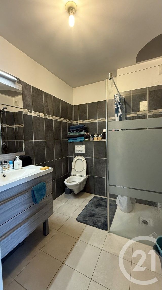 Appartement F2 &agrave; louer - 2 pi&egrave;ces - 39,55 m2 - Ste Genevieve Des Bois - 91 - ILE-DE-FRANCE