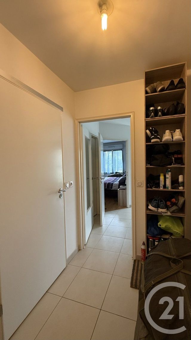 Appartement F2 &agrave; louer - 2 pi&egrave;ces - 39,55 m2 - Ste Genevieve Des Bois - 91 - ILE-DE-FRANCE