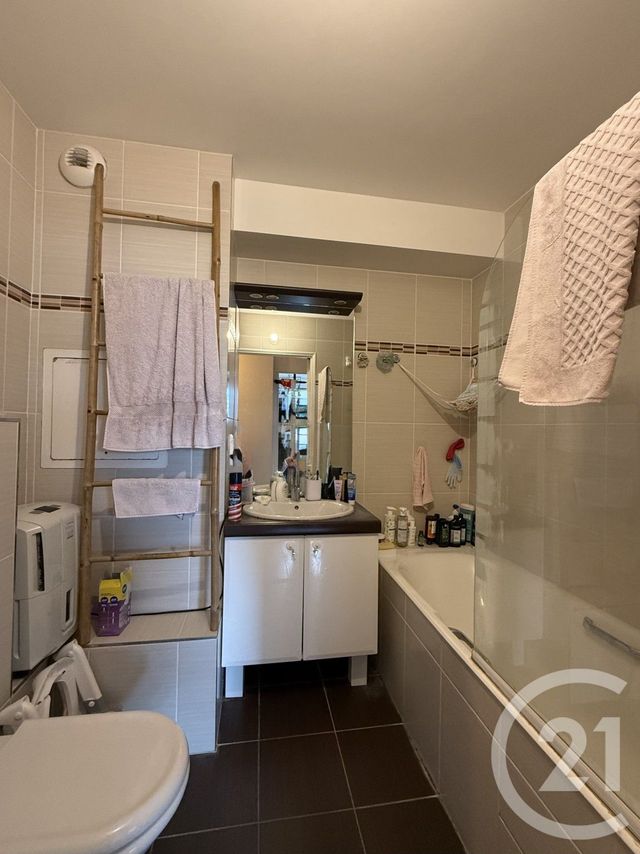 Appartement F3 &agrave; louer - 3 pi&egrave;ces - 59 m2 - Paris - 75013 - ILE-DE-FRANCE