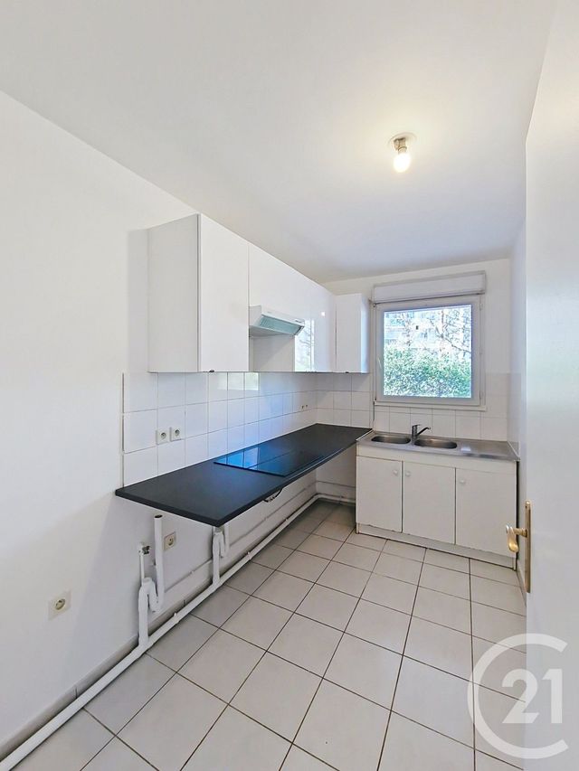 Appartement F3 &agrave; louer - 3 pi&egrave;ces - 61,07 m2 - Longjumeau - 91 - ILE-DE-FRANCE