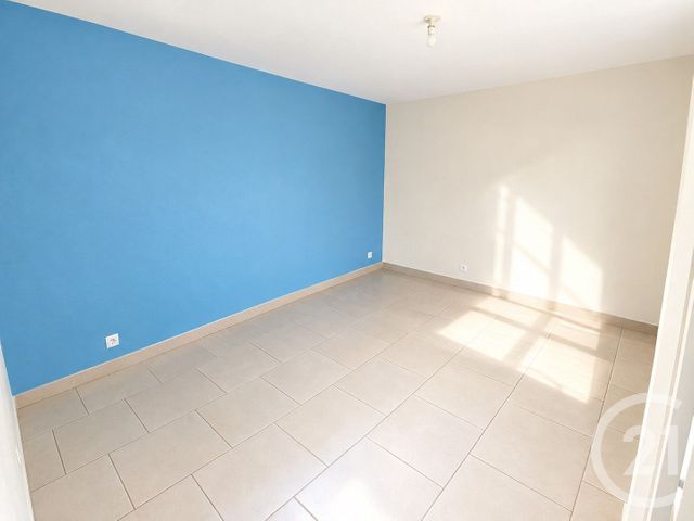 Maison &agrave; louer - 5 pi&egrave;ces - 108,56 m2 - Sermaises - 45 - CENTRE