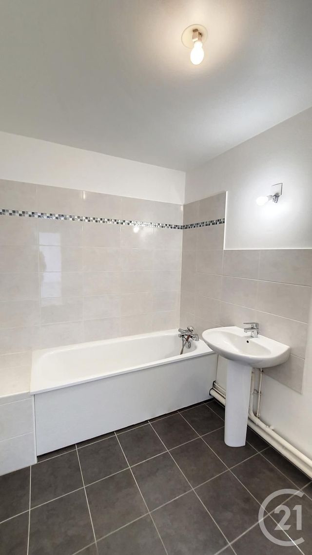 Appartement F2 &agrave; louer - 3 pi&egrave;ces - 53,57 m2 - Fleury Merogis - 91 - ILE-DE-FRANCE