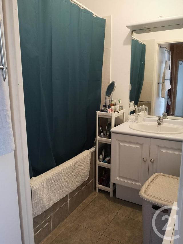 Appartement F2 &agrave; louer - 2 pi&egrave;ces - 50 m2 - Juvisy Sur Orge - 91 - ILE-DE-FRANCE
