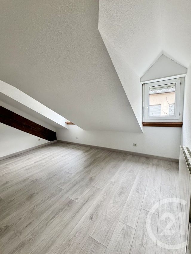 Appartement &agrave; louer - 3 pi&egrave;ces - 55 m2 - Rodez - 12 - MIDI-PYRENEES