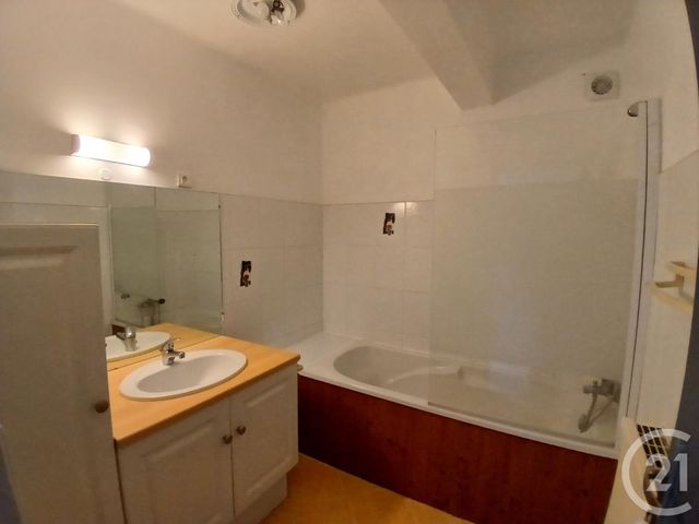 Appartement T4 &agrave; louer - 4 pi&egrave;ces - 94,21 m2 - Le Monastere - 12 - MIDI-PYRENEES