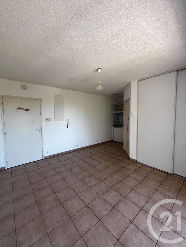 Appartement Studio &agrave; louer - 1 pi&egrave;ce - 21,13 m2 - Rodez - 12 - MIDI-PYRENEES