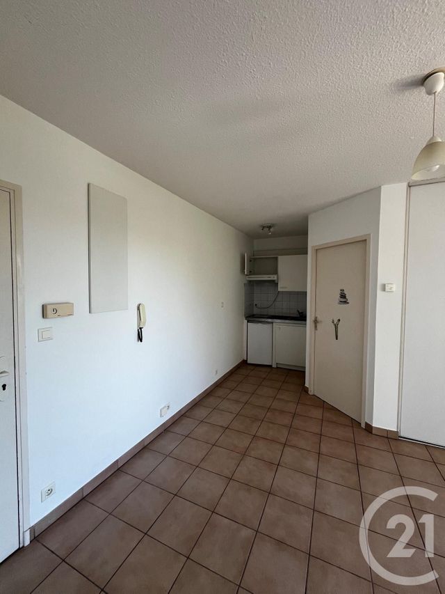 Appartement Studio &agrave; louer - 1 pi&egrave;ce - 21,13 m2 - Rodez - 12 - MIDI-PYRENEES
