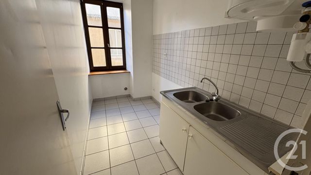 Appartement T1 à louer - 1 pièce - 33 m2 - Rodez - 12 - MIDI-PYRENEES