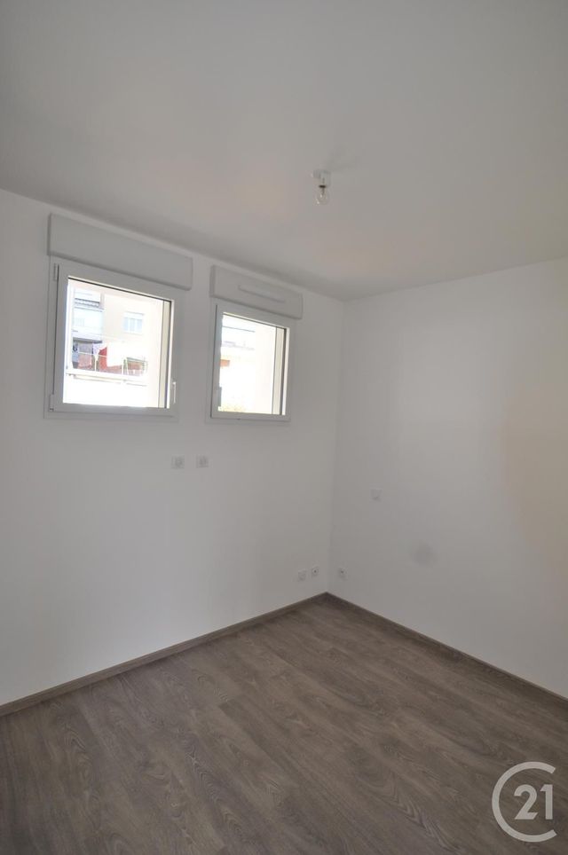 Appartement F2 &agrave; louer - 2 pi&egrave;ces - 44 m2 - Rodez - 12 - MIDI-PYRENEES