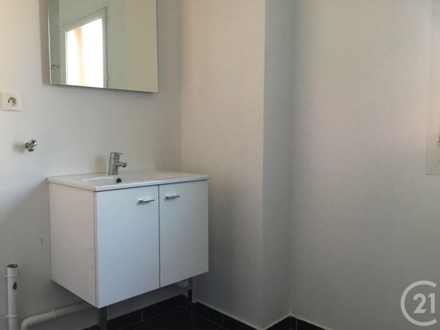 Appartement F3 à louer - 3 pièces - 69,71 m2 - St Christophe Vallon - 12 - MIDI-PYRENEES