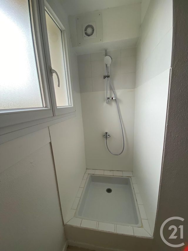 Appartement F3 &agrave; louer - 3 pi&egrave;ces - 60,29 m2 - Rodez - 12 - MIDI-PYRENEES