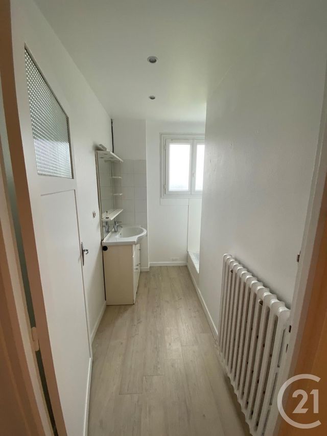 Appartement F3 &agrave; louer - 3 pi&egrave;ces - 60,29 m2 - Rodez - 12 - MIDI-PYRENEES