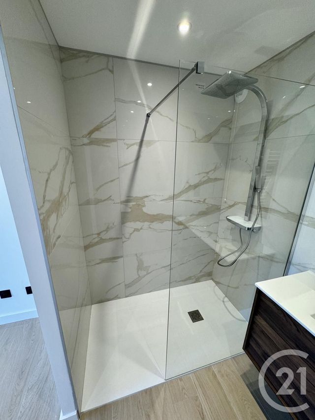 Appartement T3 à louer - 3 pièces - 74,46 m2 - Rodez - 12 - MIDI-PYRENEES