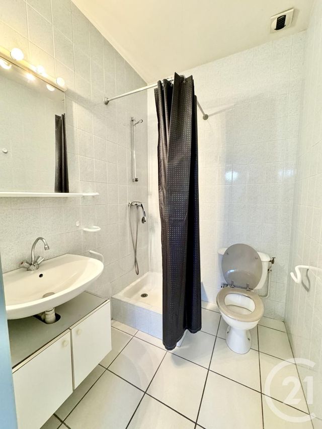 Appartement F1 à louer - 1 pièce - 31,75 m2 - Rodez - 12 - MIDI-PYRENEES