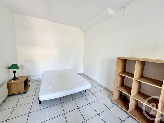 Appartement F1 à louer - 1 pièce - 31,75 m2 - Rodez - 12 - MIDI-PYRENEES