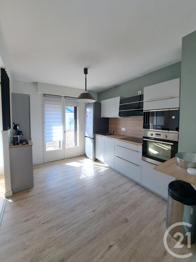 Appartement F3 &agrave; louer - 3 pi&egrave;ces - 70,47 m2 - Rodez - 12 - MIDI-PYRENEES
