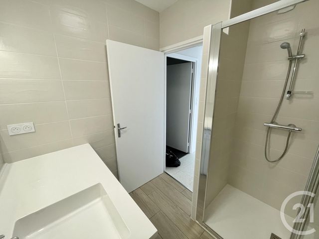 Appartement T2 à louer - 2 pièces - 52,95 m2 - Rodez - 12 - MIDI-PYRENEES