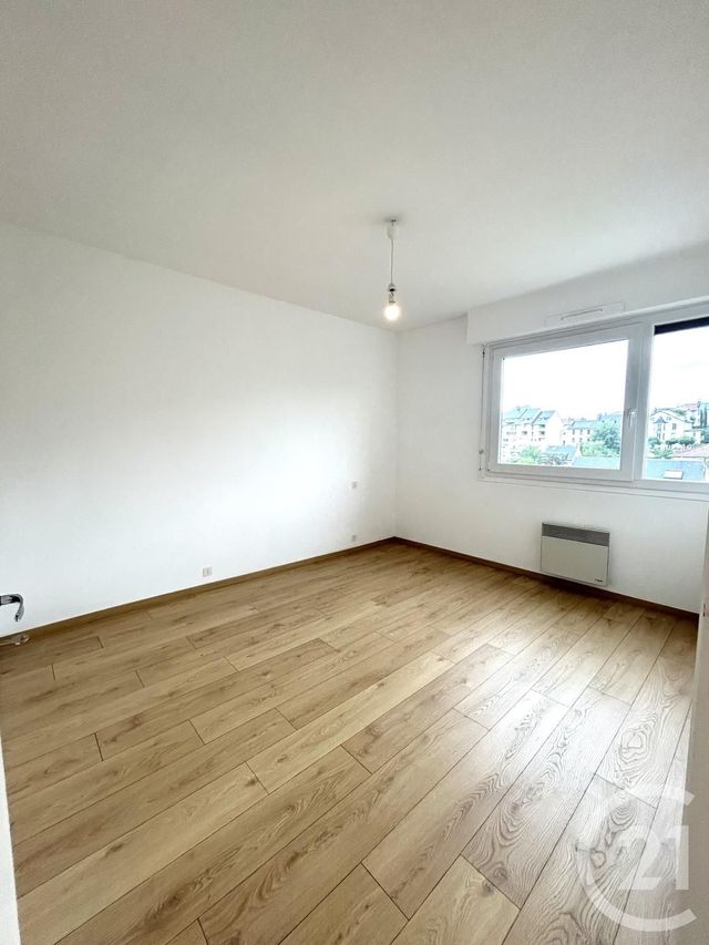 Appartement F4 &agrave; louer - 4 pi&egrave;ces - 85 m2 - Rodez - 12 - MIDI-PYRENEES