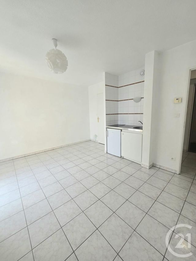 Appartement F1 à louer - 1 pièce - 20,79 m2 - Rodez - 12 - MIDI-PYRENEES