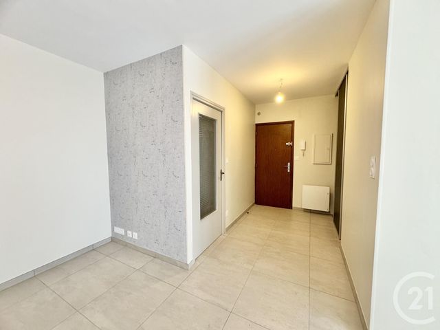 Appartement T3 à louer - 3 pièces - 75,79 m2 - Rodez - 12 - MIDI-PYRENEES