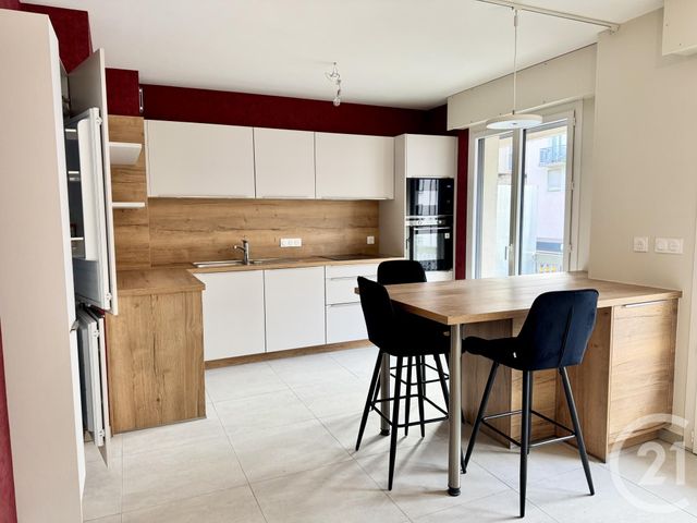 Appartement T3 à louer - 3 pièces - 75,79 m2 - Rodez - 12 - MIDI-PYRENEES