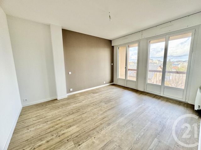 Appartement T3 à louer - 3 pièces - 75,79 m2 - Rodez - 12 - MIDI-PYRENEES
