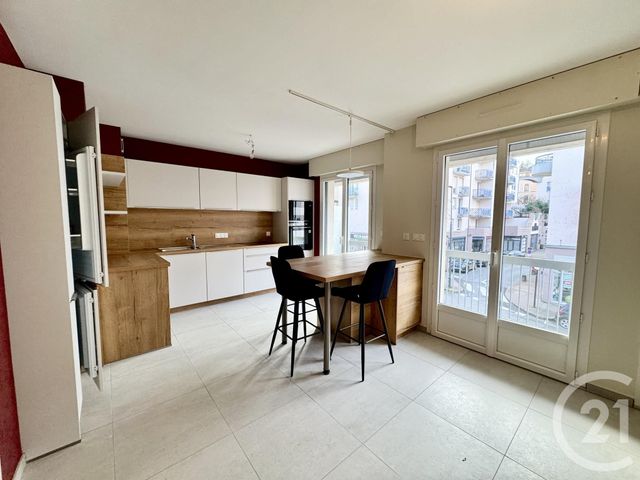 Appartement T3 à louer - 3 pièces - 75,79 m2 - Rodez - 12 - MIDI-PYRENEES