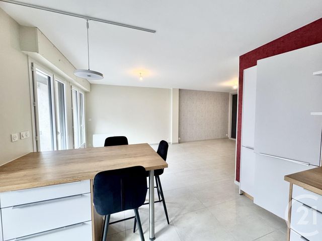 Appartement T3 à louer - 3 pièces - 75,79 m2 - Rodez - 12 - MIDI-PYRENEES